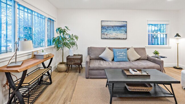 Building Photo - 135 69th St