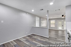 Building Photo - 5722 Sunshine Peak
