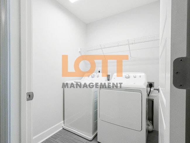 Building Photo - 24 Jaycee Ct