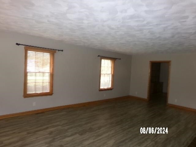 Building Photo - 830 Sherwood Dr NE