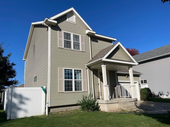 Primary Photo - Freese Lane