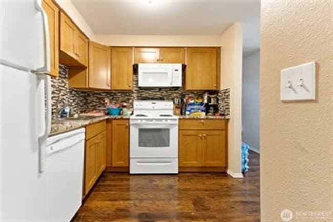 Building Photo - McKinley Duplex