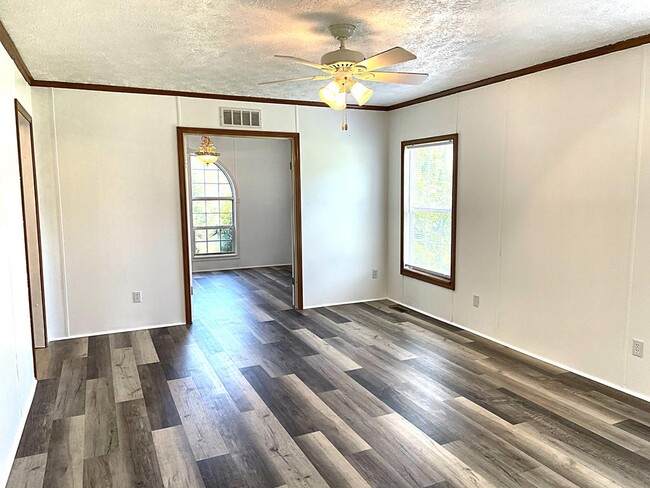 Building Photo - 11582 Charity Ln