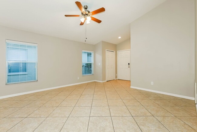 Building Photo - 7554 Oxford Garden Cir