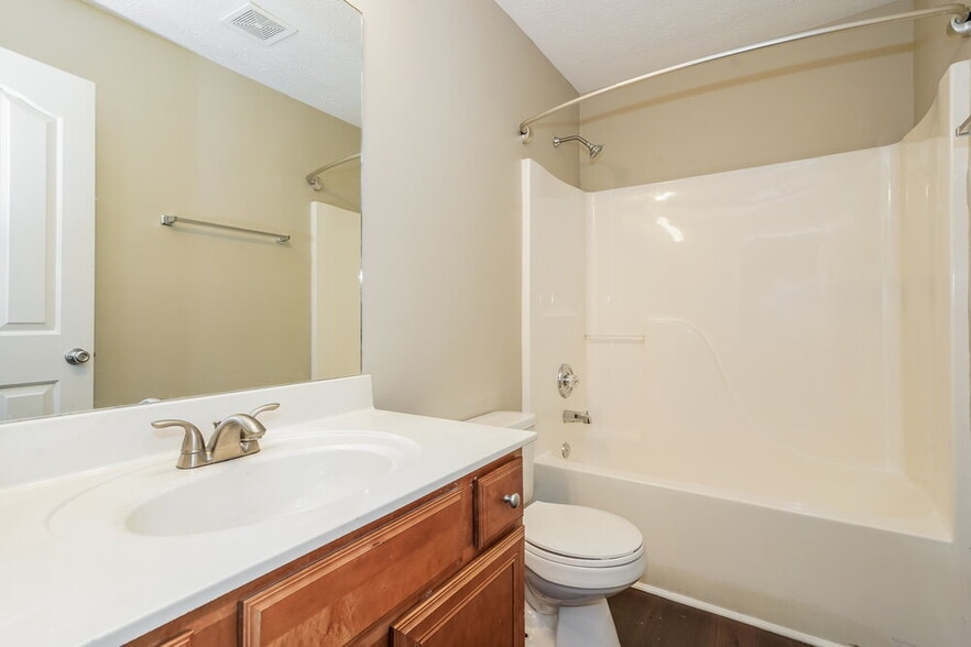 Building Photo - 3076 Ace Wintermeyer Dr