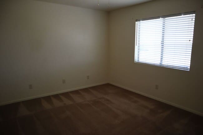 Building Photo - Great Home Great Price!