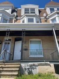 Building Photo - 4 Bedroom Single family Home