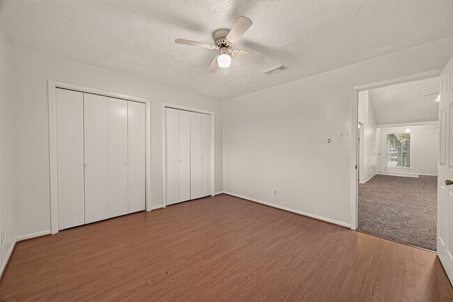 Building Photo - 2714 S Brompton Dr