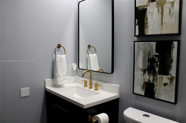 Building Photo - 13713 SW 149th Cir Ln