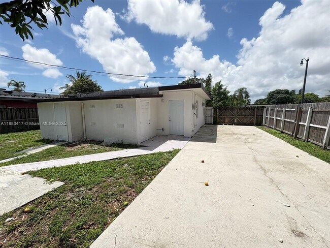 Building Photo - 2443 NW 7th St