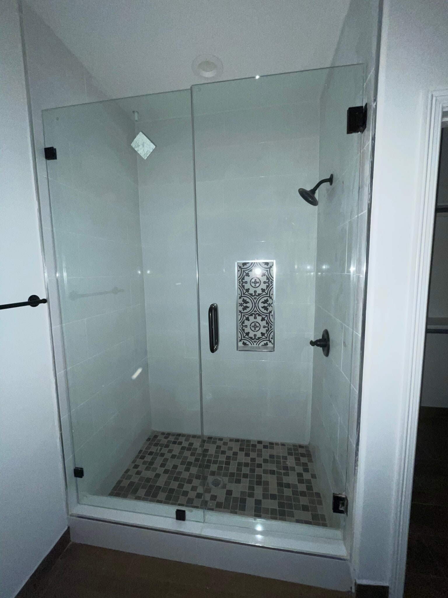 Master shower - 1027 Fairway Dr