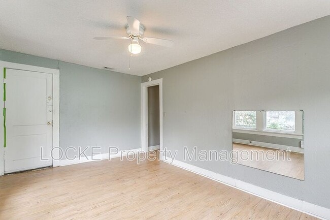 Building Photo - 1411 6th Ave