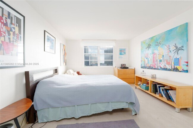 Building Photo - 6770 Indian Creek Dr