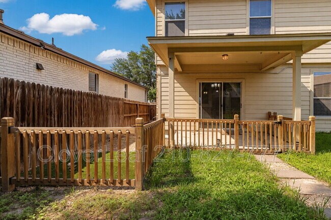Building Photo - 6211 Big Bend Cove
