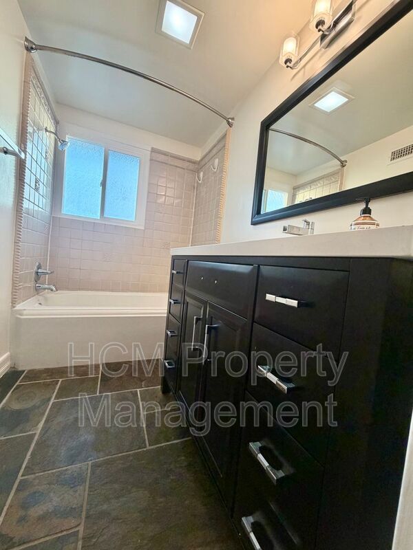 Building Photo - 12811 Keith Pl