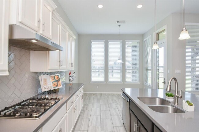 Building Photo - 30518 Night Heron Ln