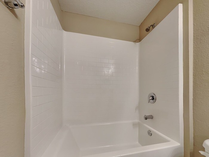 Building Photo - 5236 Walkers Ridge Dr