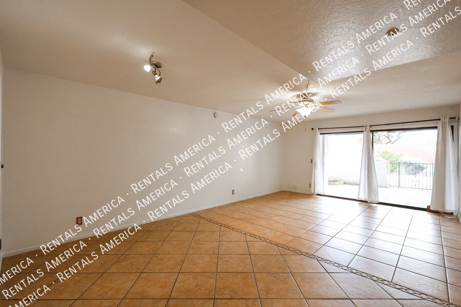 Building Photo - 3636 N 70th St