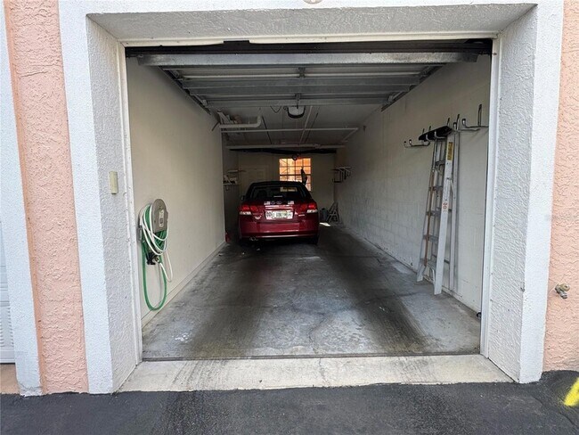 Building Photo - 1722 Gondola Park Dr