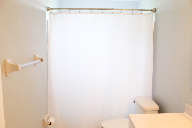 Building Photo - 178 175th Ave E