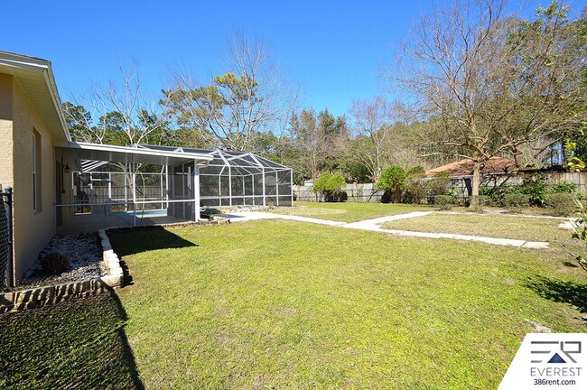 Building Photo - 11 Ripplewood Ln