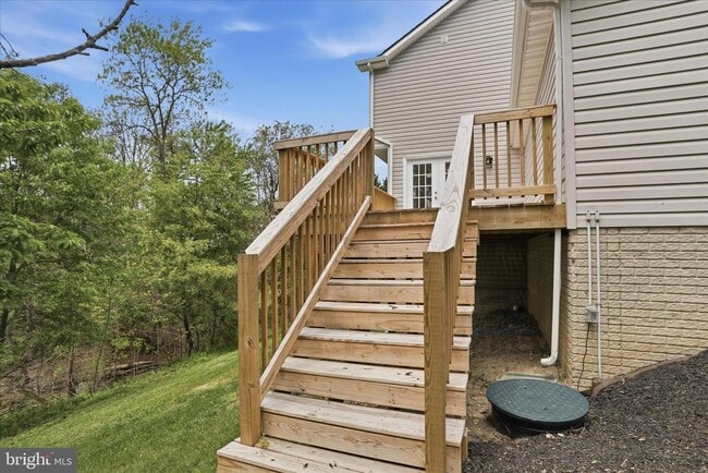 Building Photo - 60 Icelandic Ct