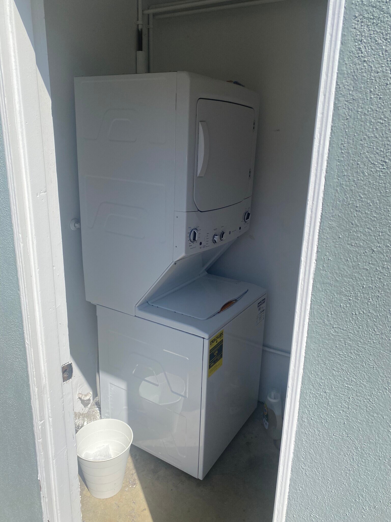 Building Photo - 6716 Pollard St