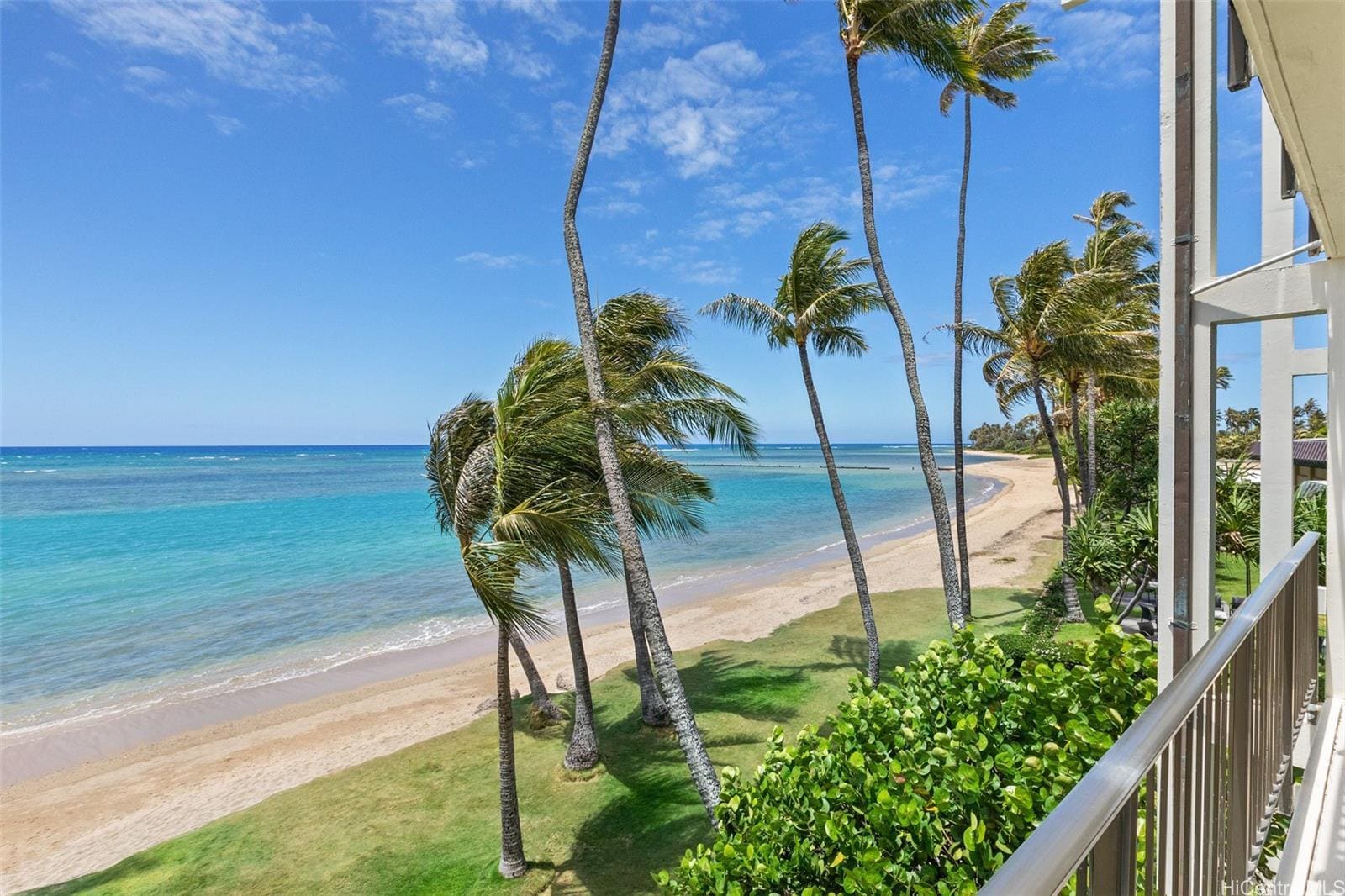 Building Photo - 4999 Kahala Ave