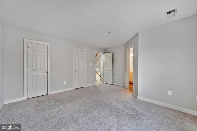 Building Photo - 14203 Plum Run Way