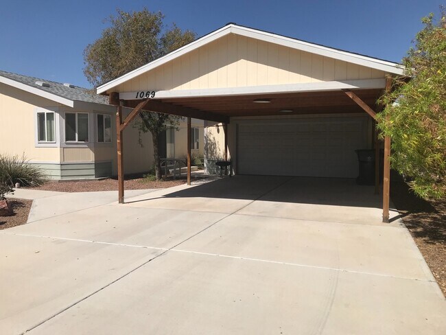 Building Photo - 3 Bedroom/2 Bath Manufactured Home