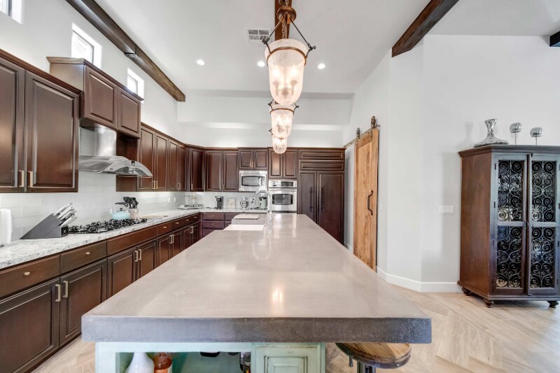 Building Photo - 57721 Santa Rosa Trail