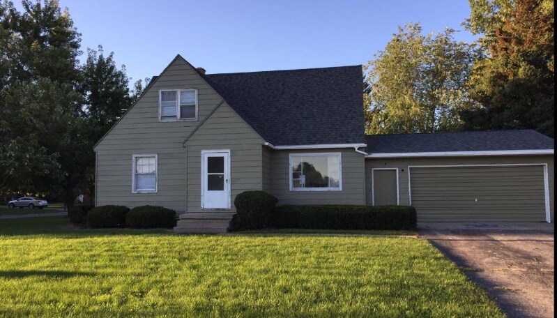 Primary Photo - 1524 Ridge