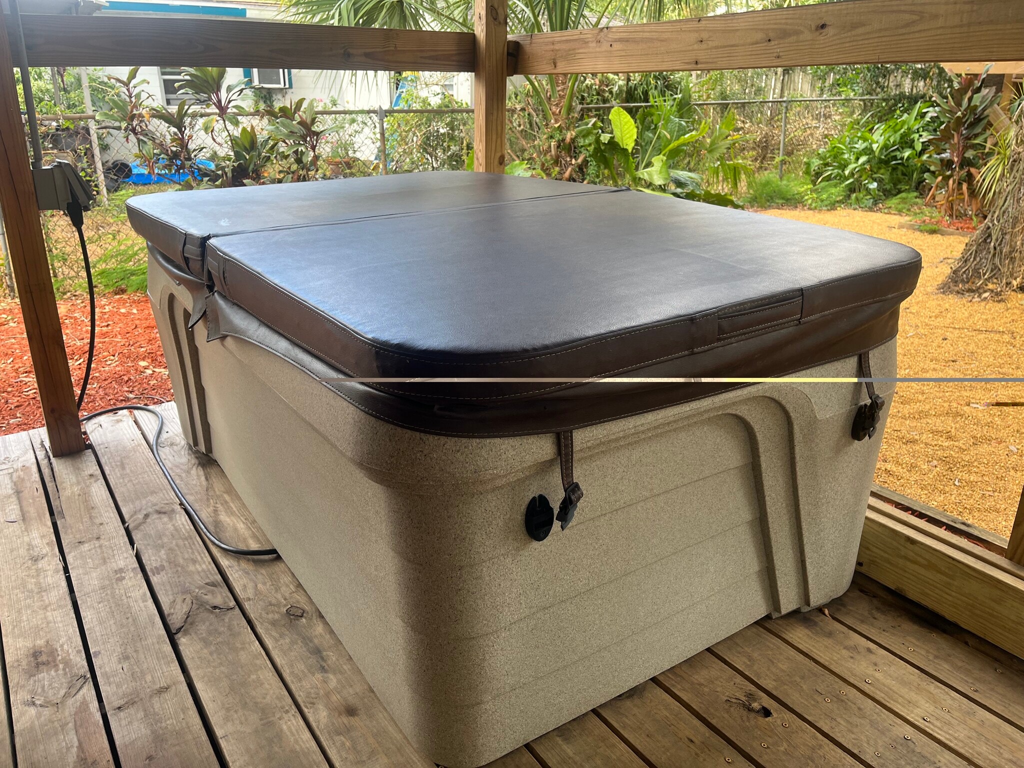 Building Photo - 402 E North St