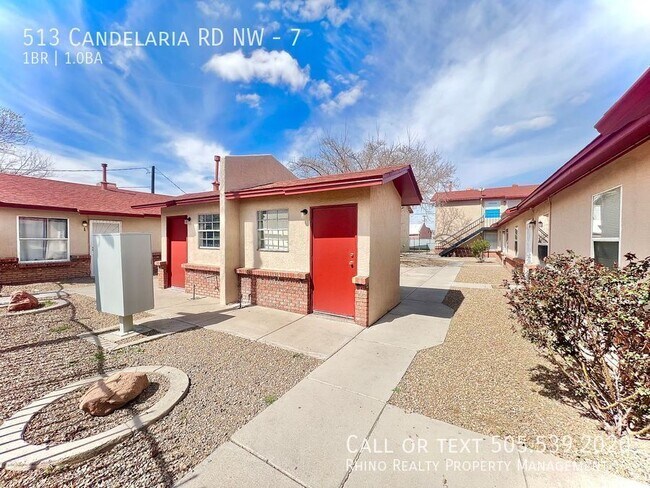 Building Photo - 513 Candelaria Rd NW