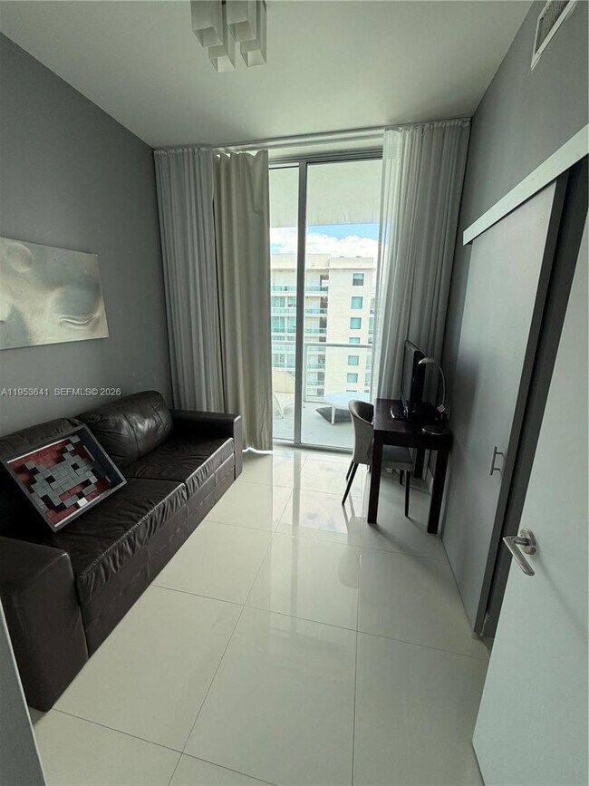 Building Photo - 7930 East Dr