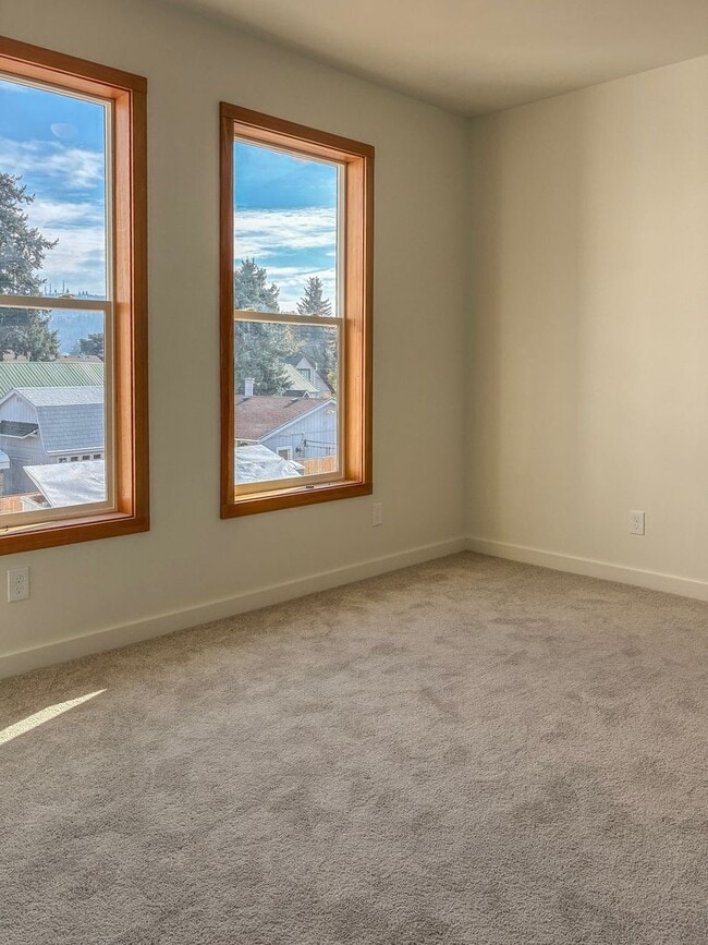 Building Photo - *** 3 Bedroom New Build In SE ! ONE MONTH FREE !!!!