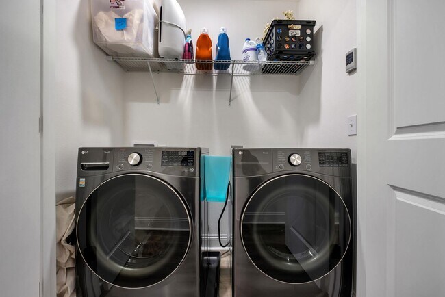 Building Photo - 458 Grand Oaks Rd