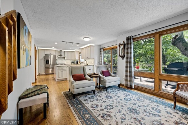 Building Photo - 6868 Stonewood Ct