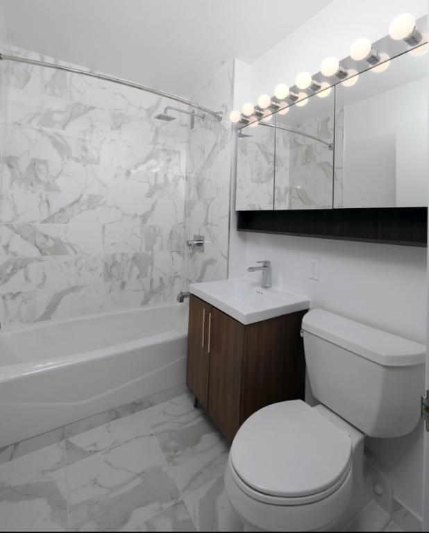 Building Photo - 3 bedroom in New York NY 10038