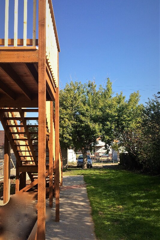 Building Photo - 124 W Main St