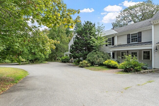 Building Photo - 251A Old Billerica Rd
