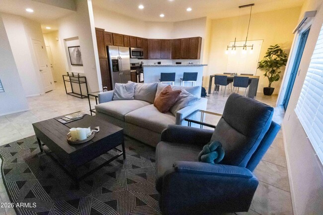 Building Photo - 3113 E Danbury Rd