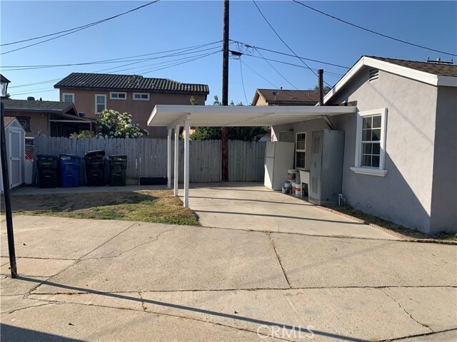Building Photo - 6111 Greenwood Ave