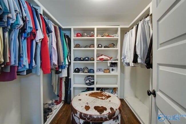 Building Photo - 8129 Hickory Hill Ln SE