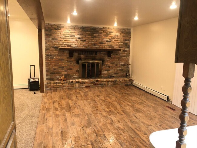 Building Photo - 12272 S 2700 W