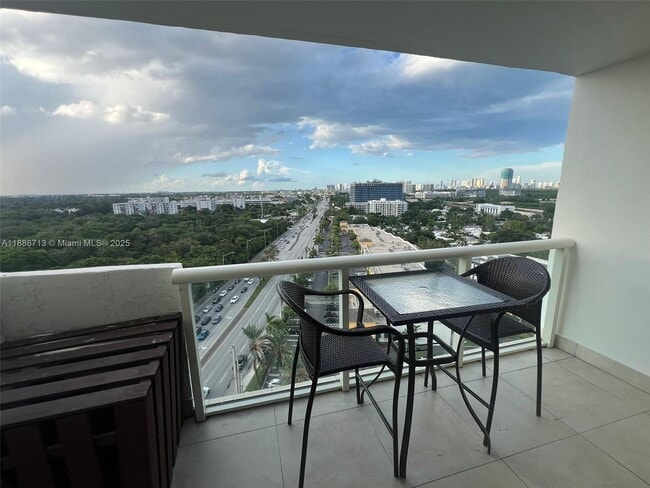 Building Photo - 13499 Biscayne Blvd