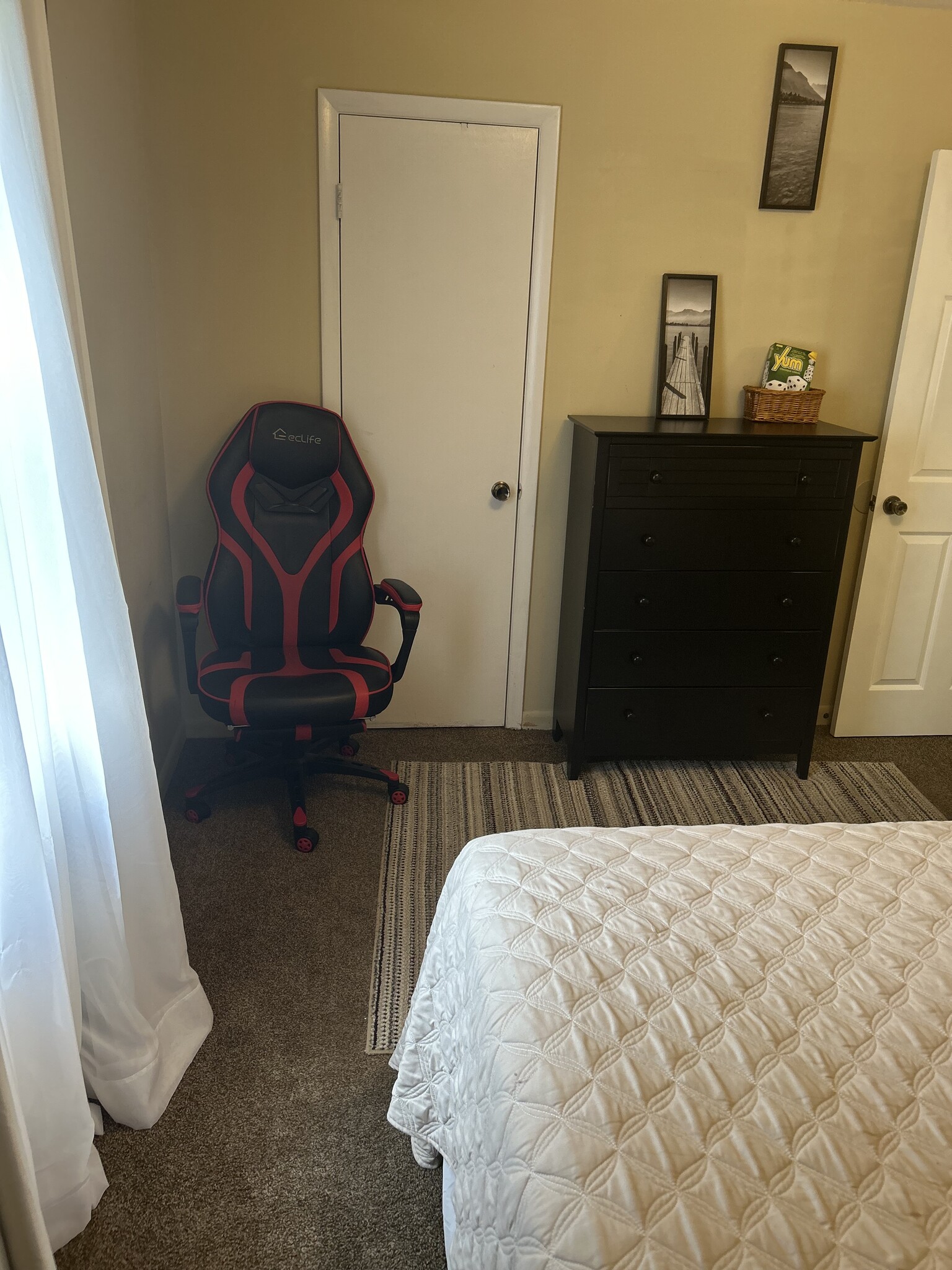 Bedroom - 799 Donnell Blvd