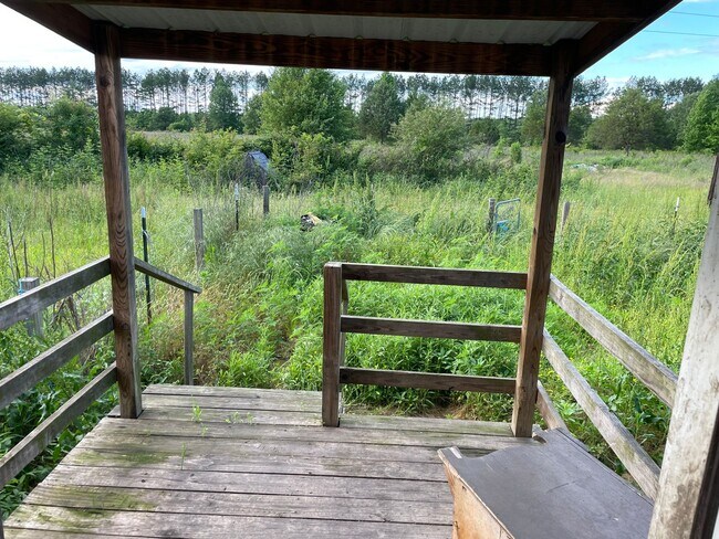 Building Photo - 3 Bed, 2 Bath, 1,280 sq ft singlewide mobi...
