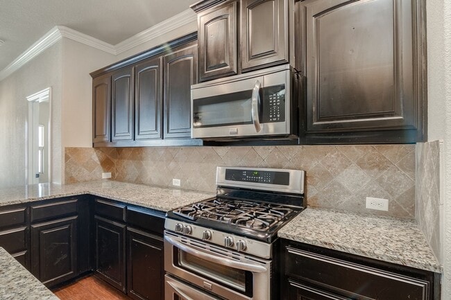 Building Photo - 1416 Cerrillos Ave