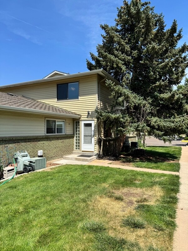 Primary Photo - 3351 S Field St